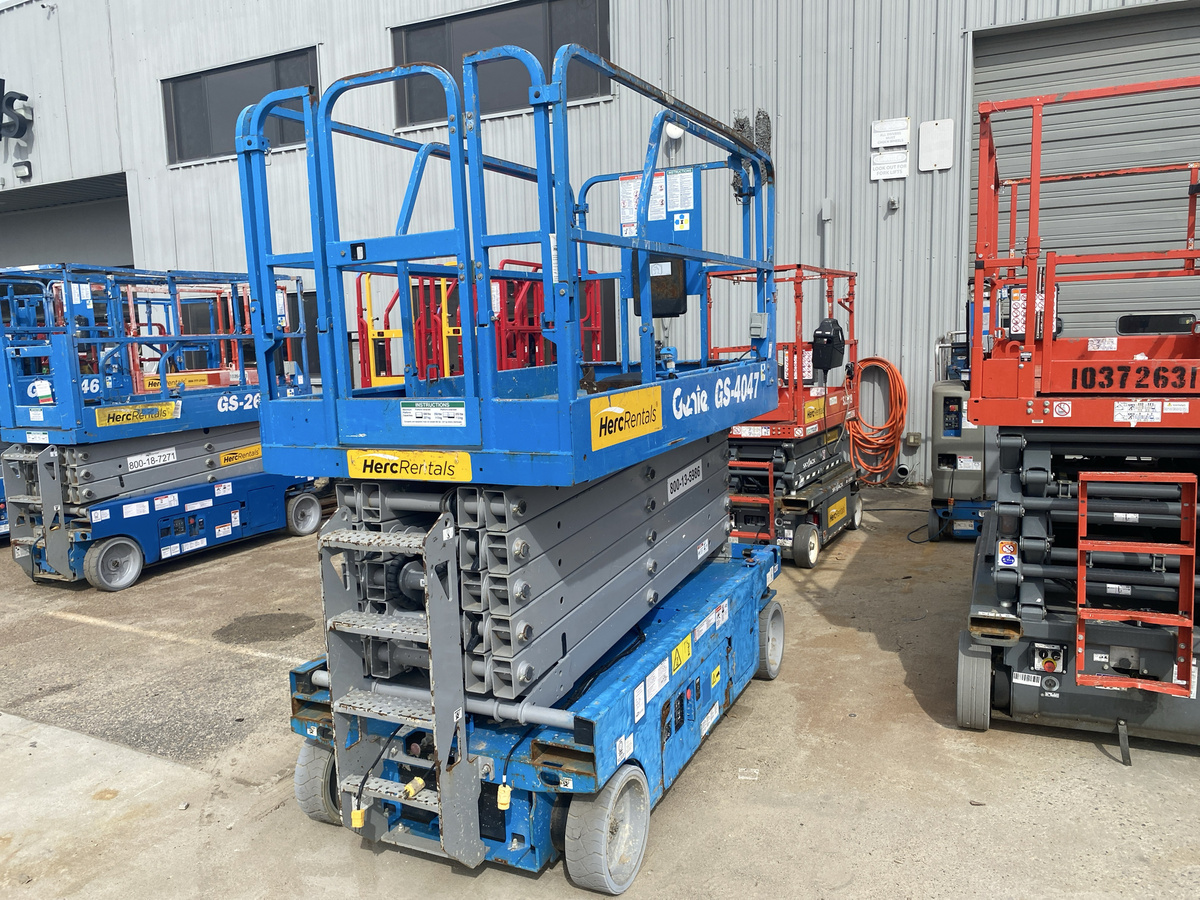 2016 Genie GS-4047