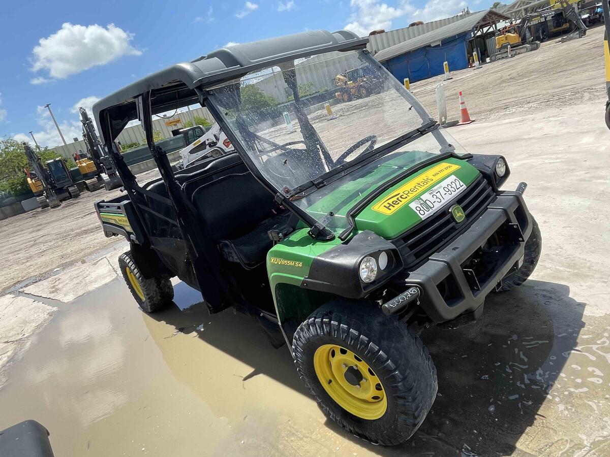 2022 John Deere XUV855M-2
