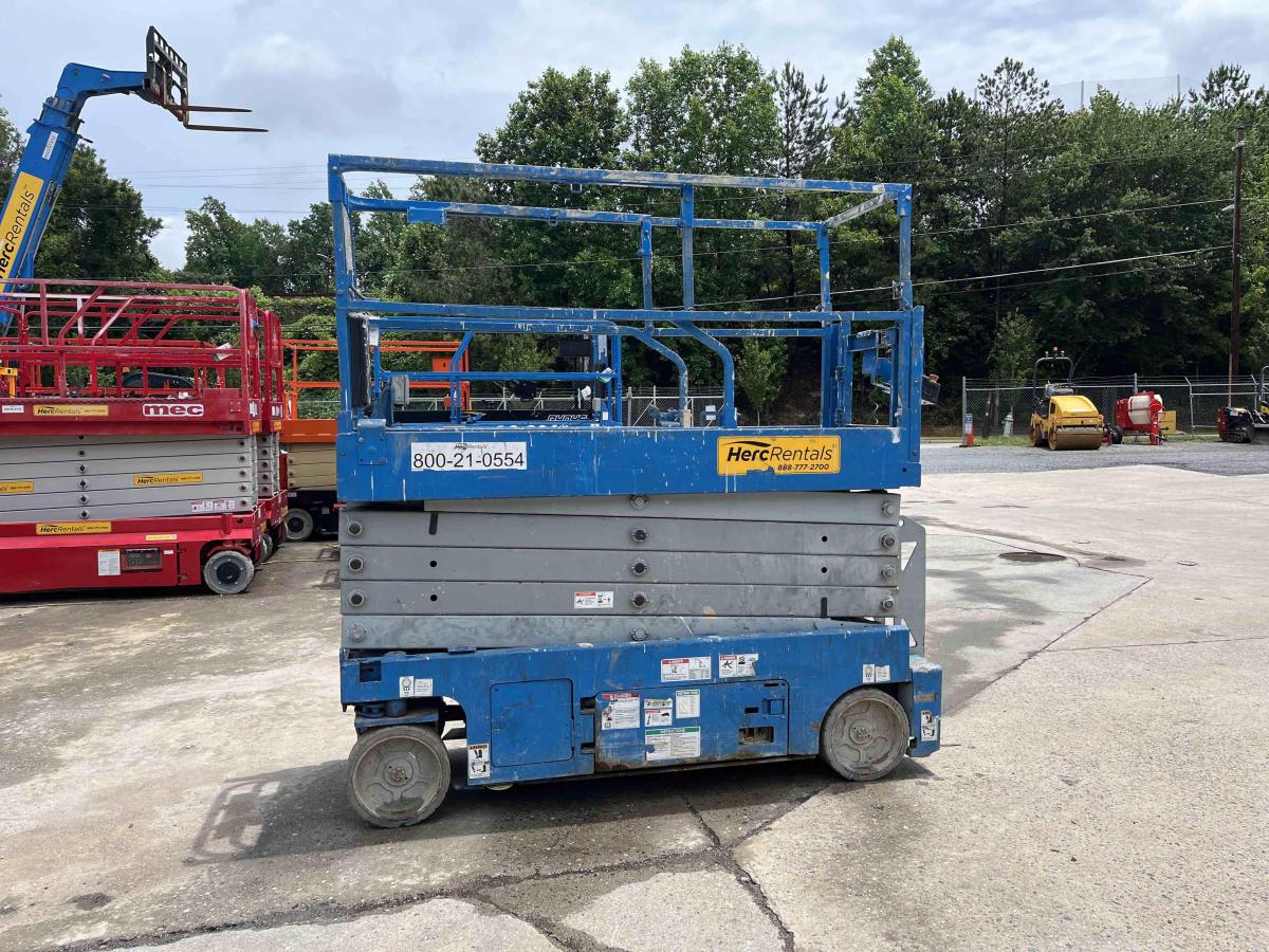 2018 Genie GS-3232-1