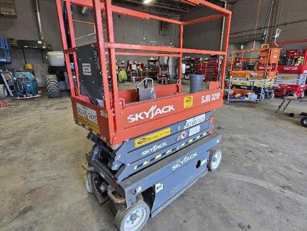 2017 Skyjack SJ3219