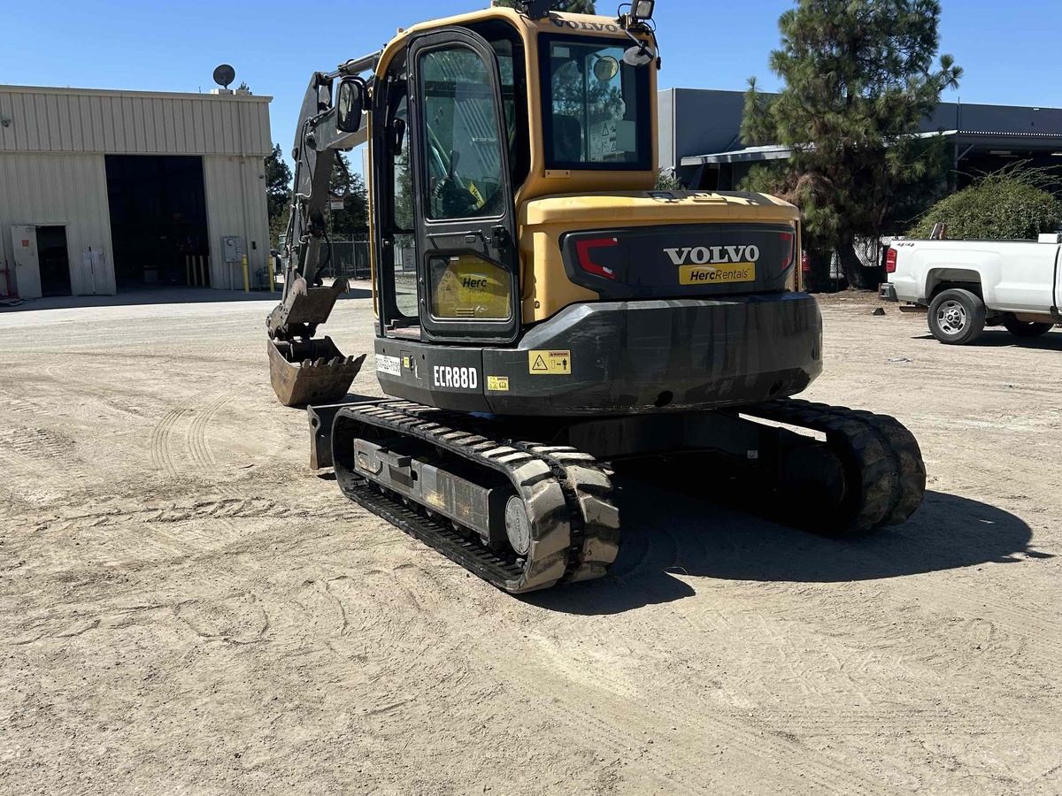 2018 Volvo ECR88D
