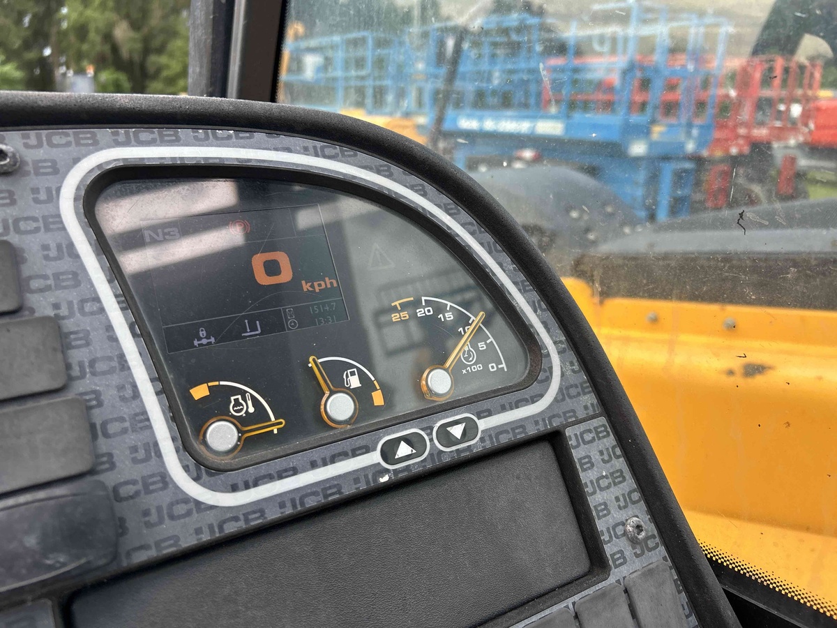 2022 JCB 509-42-5