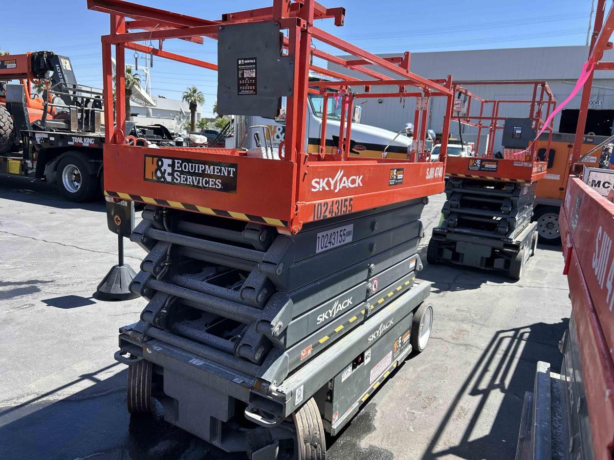 2018 Skyjack SJ4740