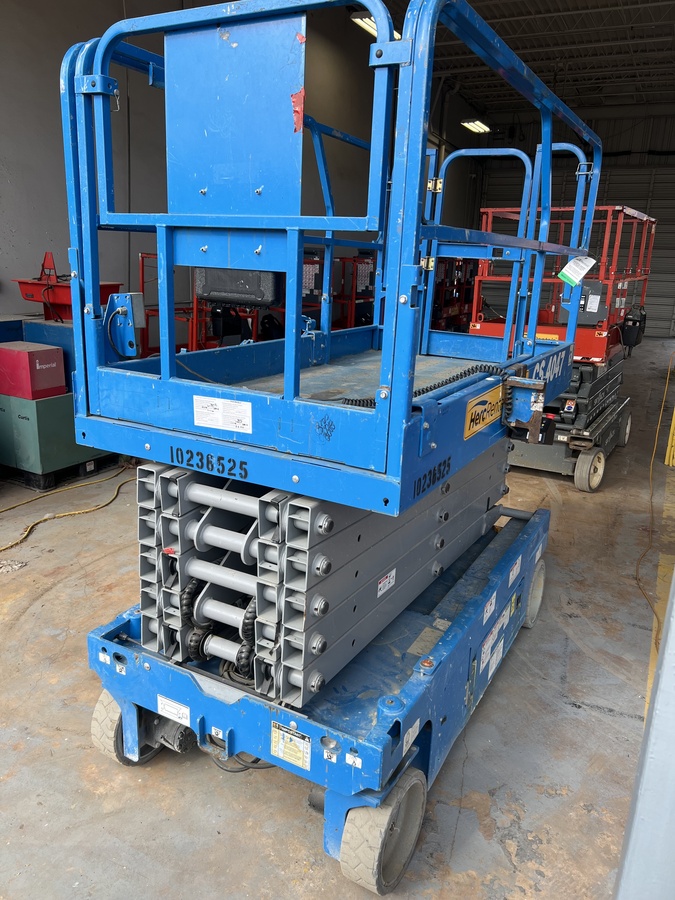 2018 Genie GS-4047-2