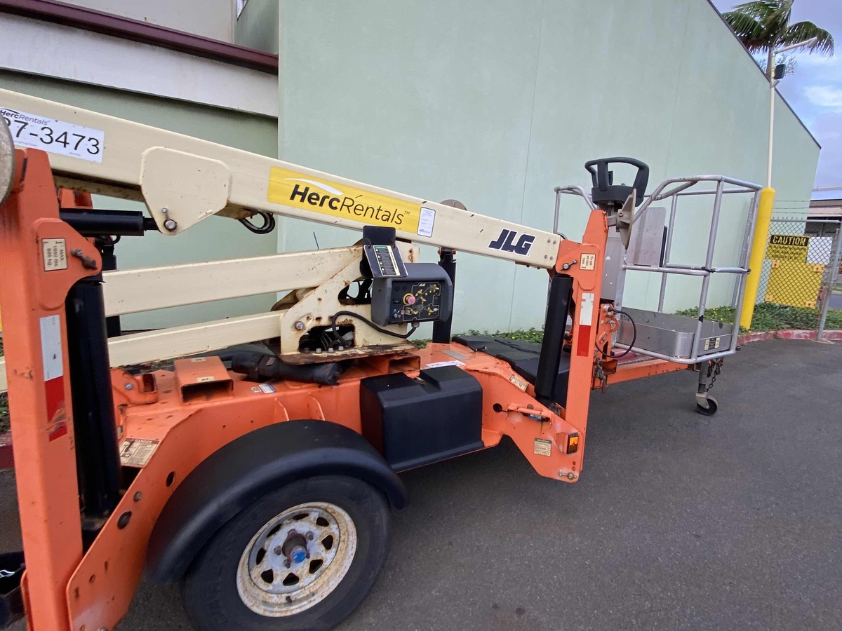 2019 JLG T350-7