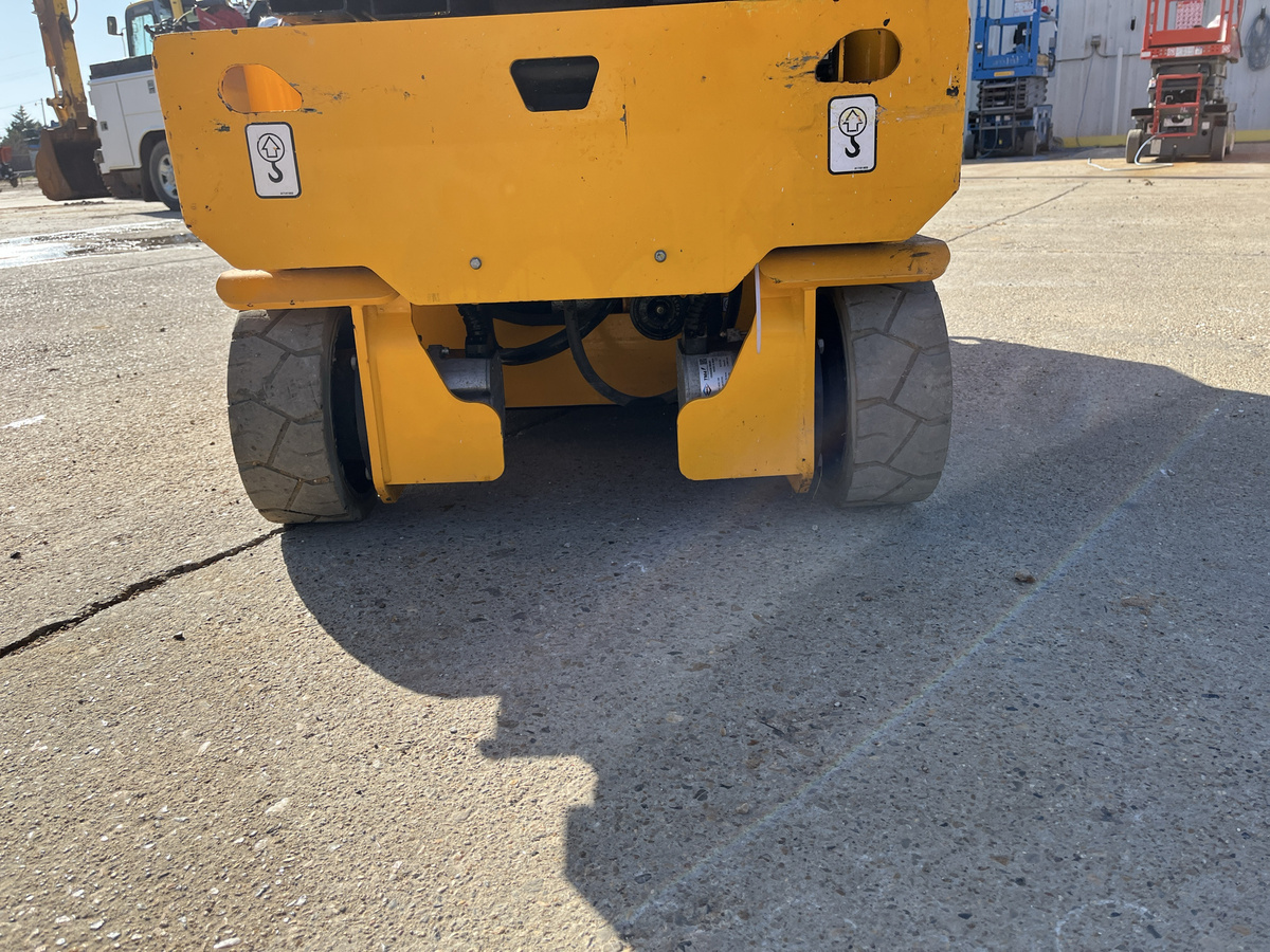 2024 JCB S1932E-12