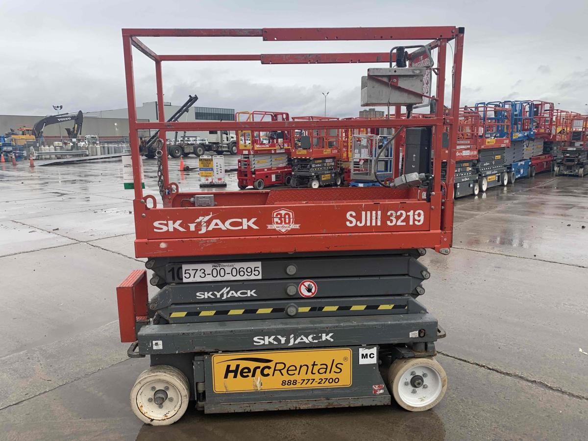 2015 Skyjack SJ3219