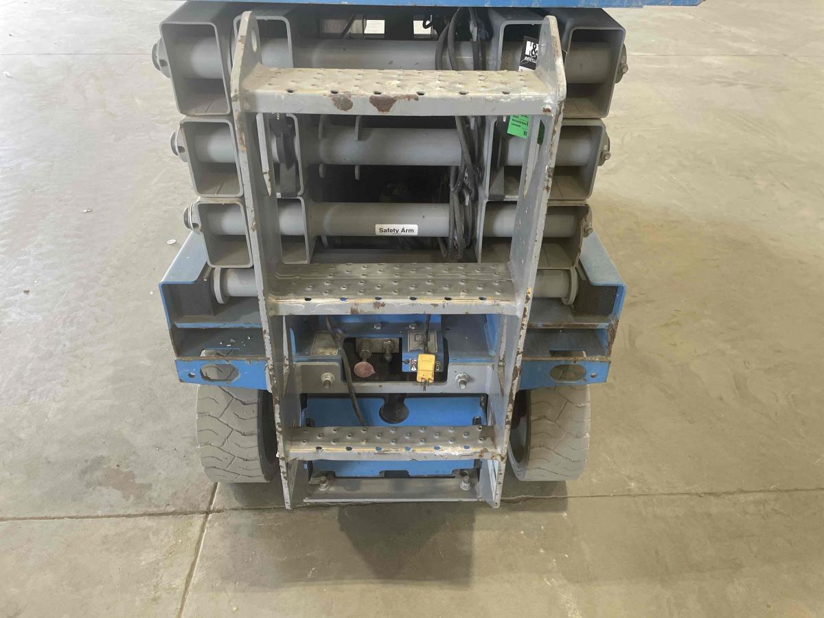 2017 Genie GS-2632