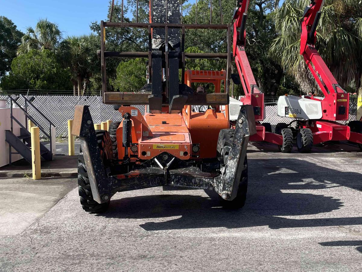 2020 SkyTrak 10042