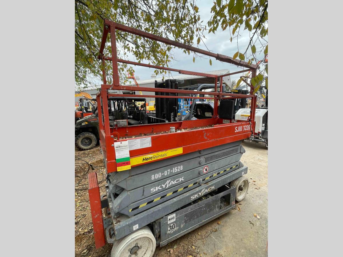 2015 Skyjack SJ3226
