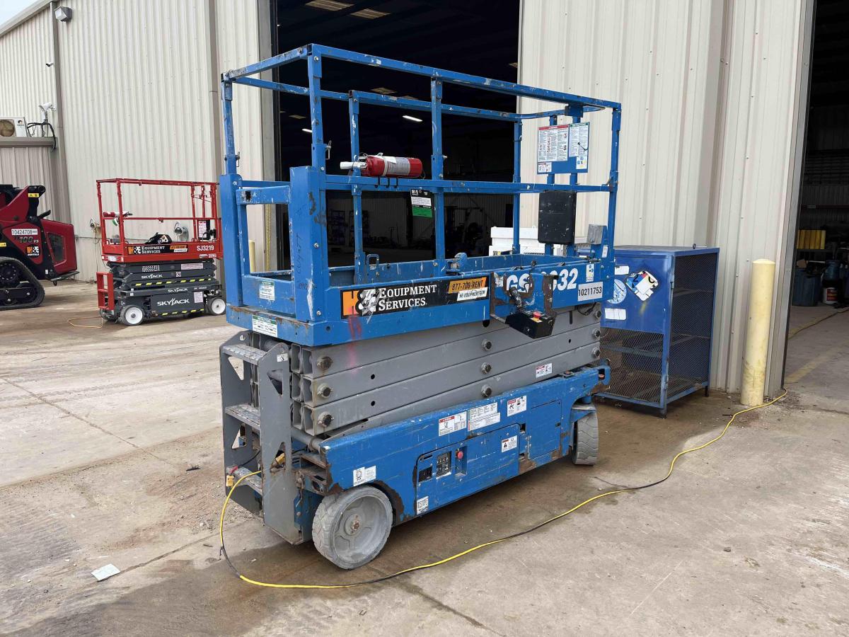 2017 Genie GS-2632-3