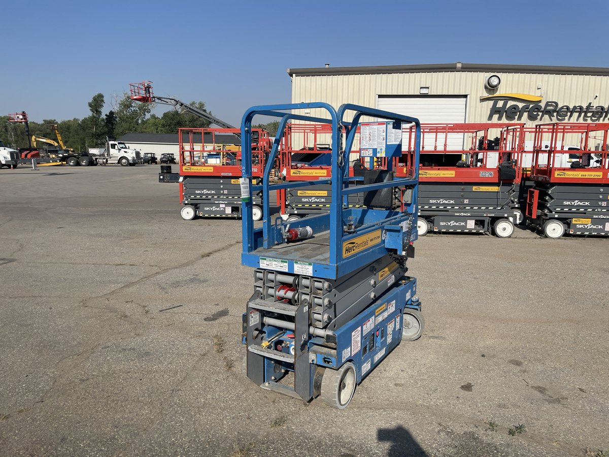 2019 Genie GS-1930-4