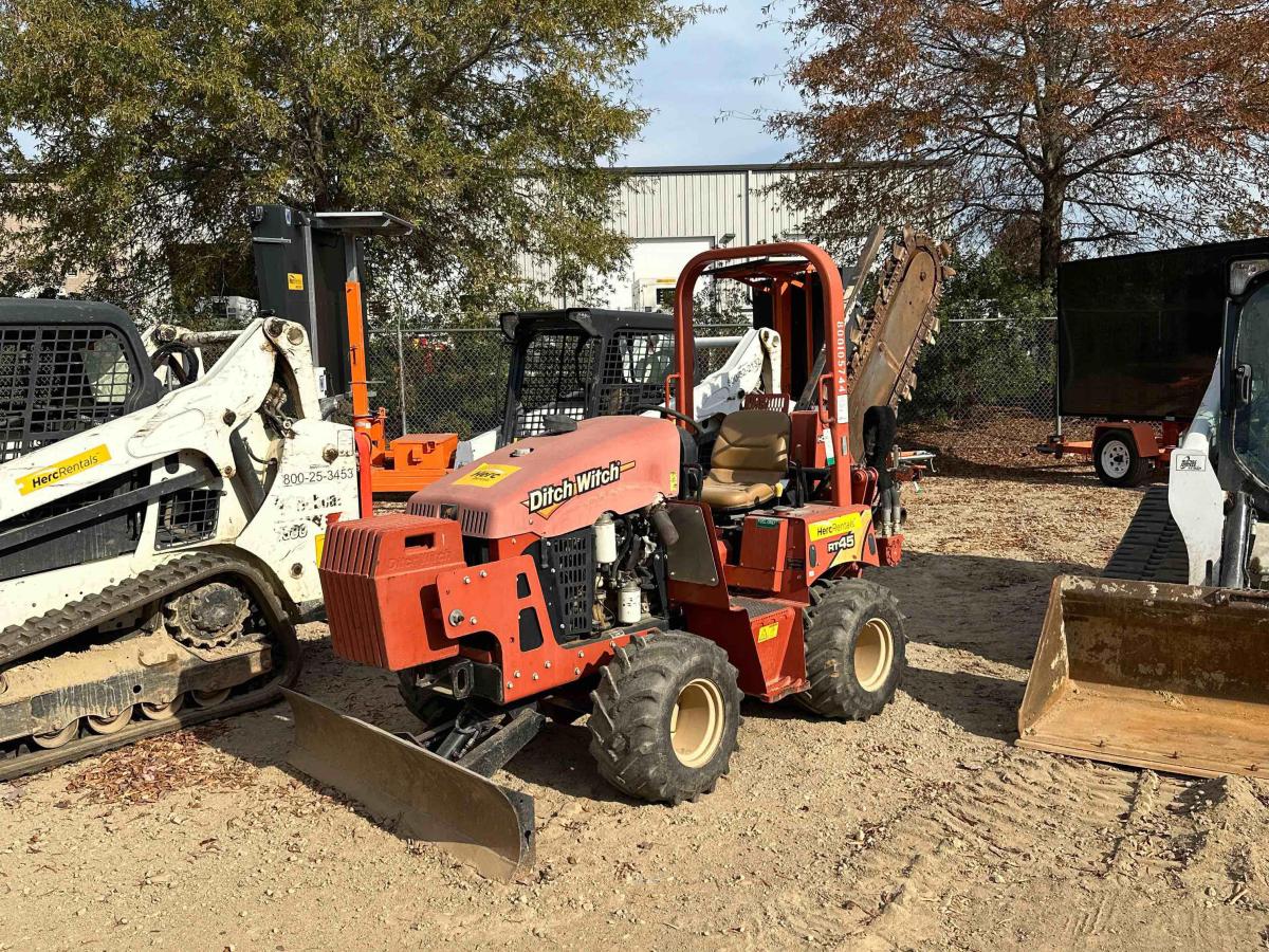 2016 Ditch Witch RT45