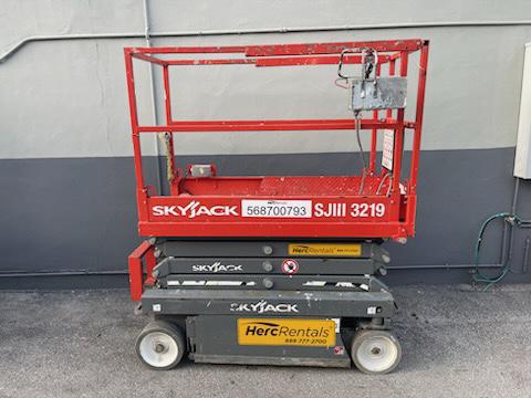 2017 Skyjack SJ3219