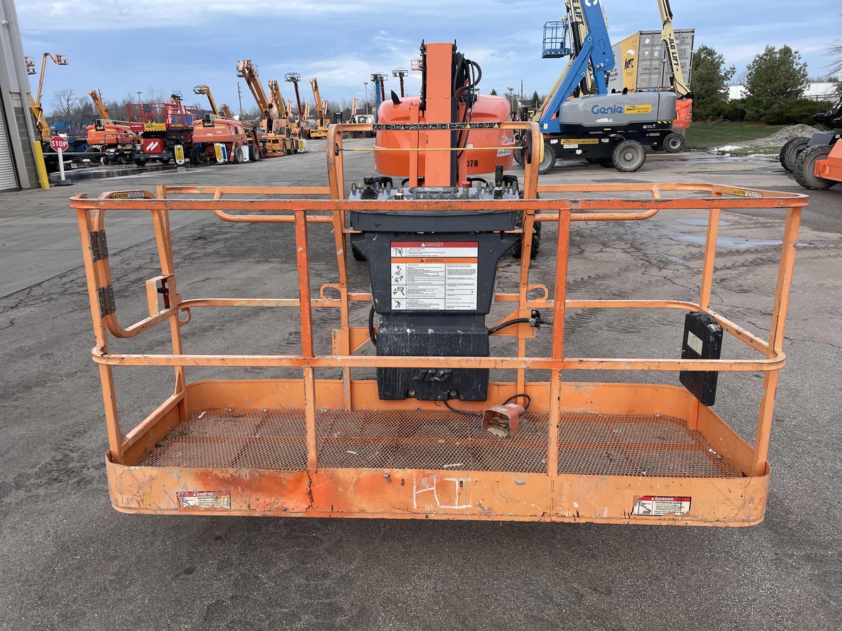 2013 JLG 460SJ-3