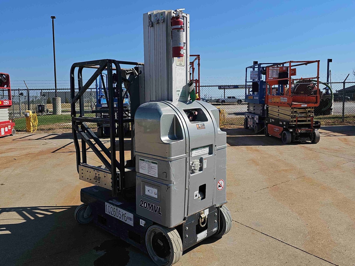 2018 JLG 20MVL-3