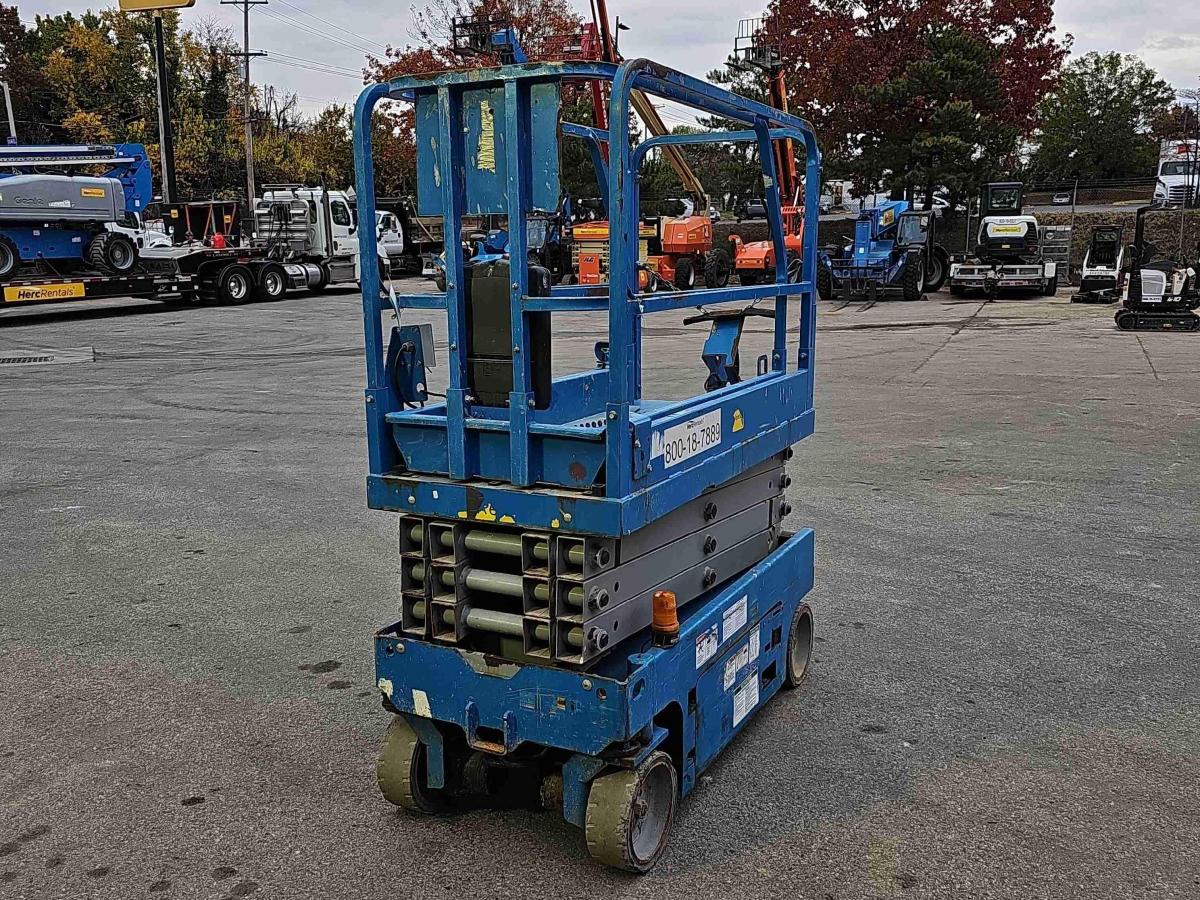 2017 Genie GS-1930