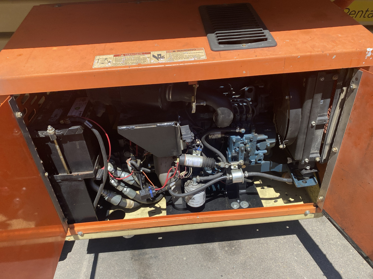2017 JLG 260MRT-6