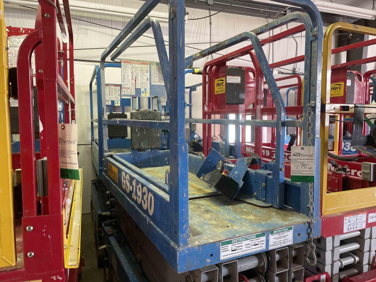 2018 Genie GS-1930
