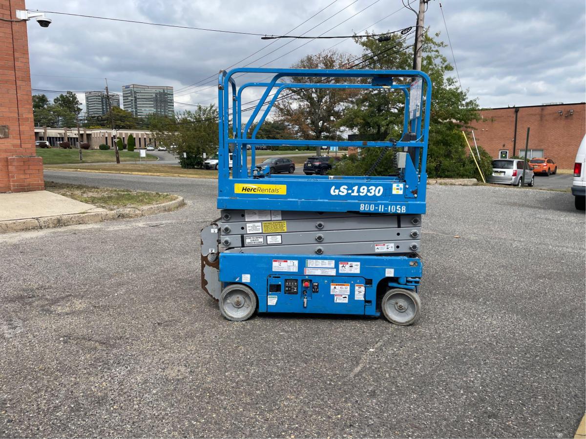 2016 Genie GS-1930