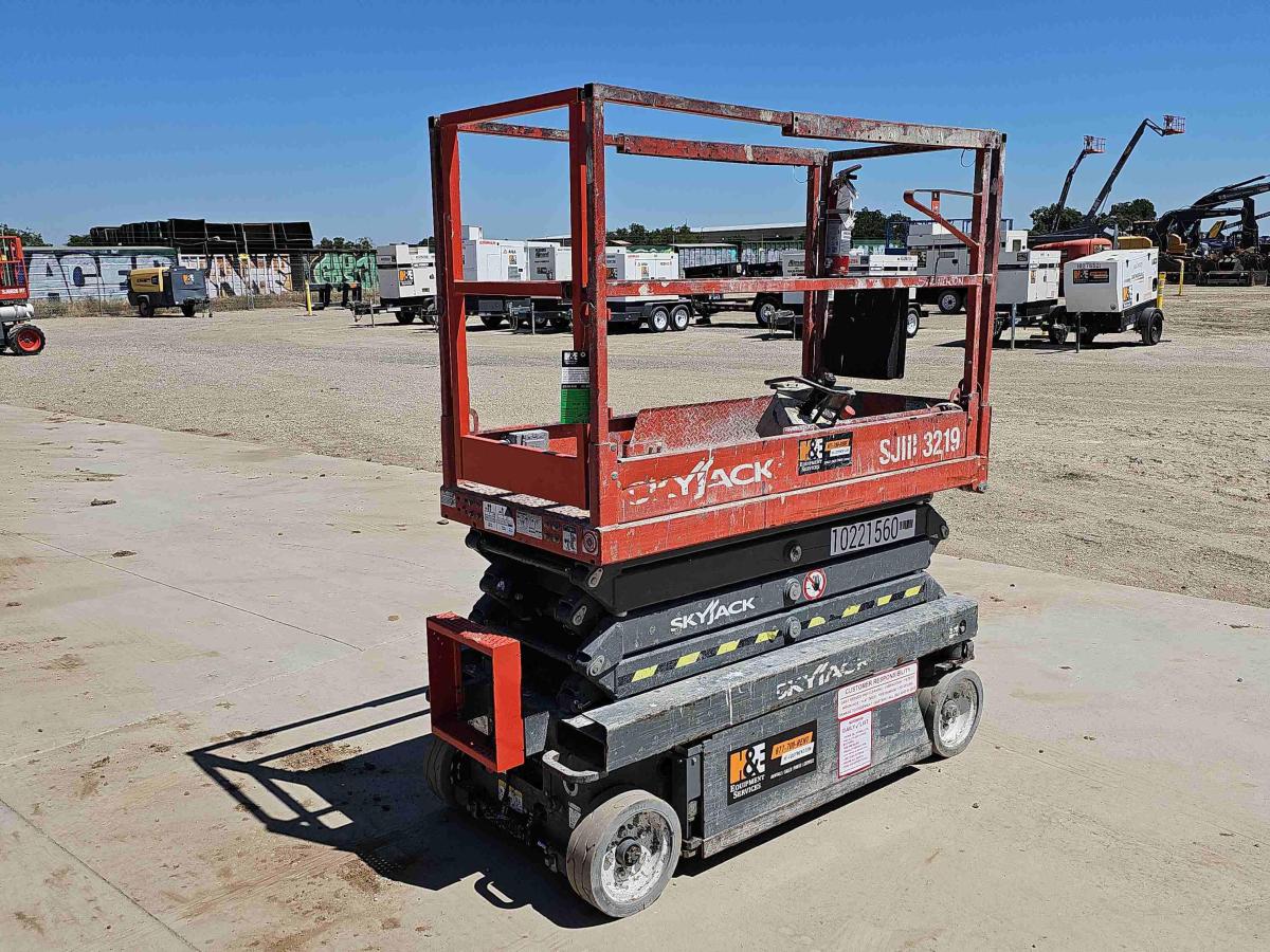 2017 Skyjack SJ3219