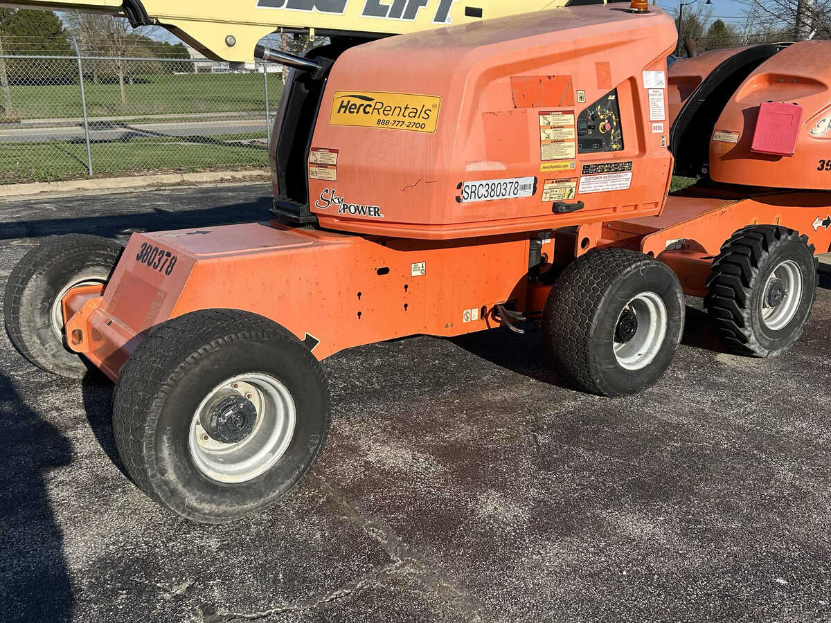 2017 JLG 460SJ