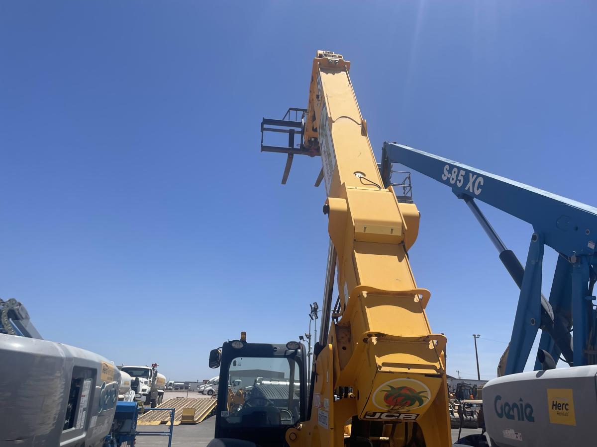 2018 JCB 512-56