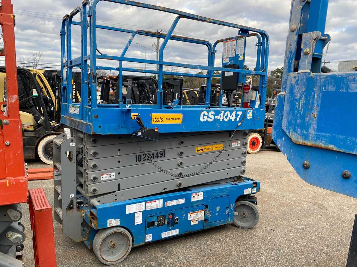 2017 Genie GS-4047-2