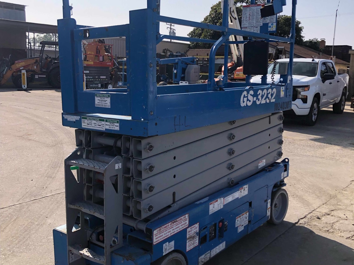 2018 Genie GS-3232-7