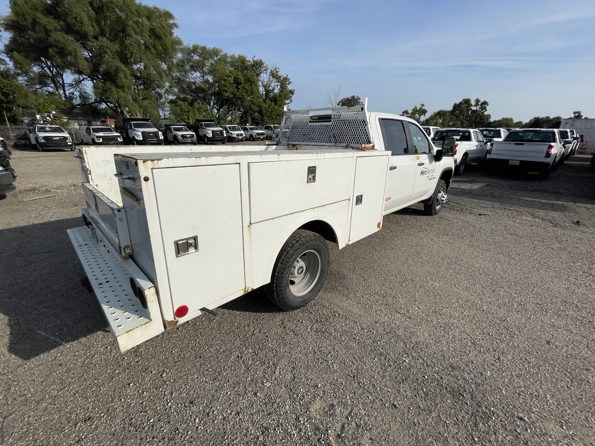 2021 Chevrolet 3500-6