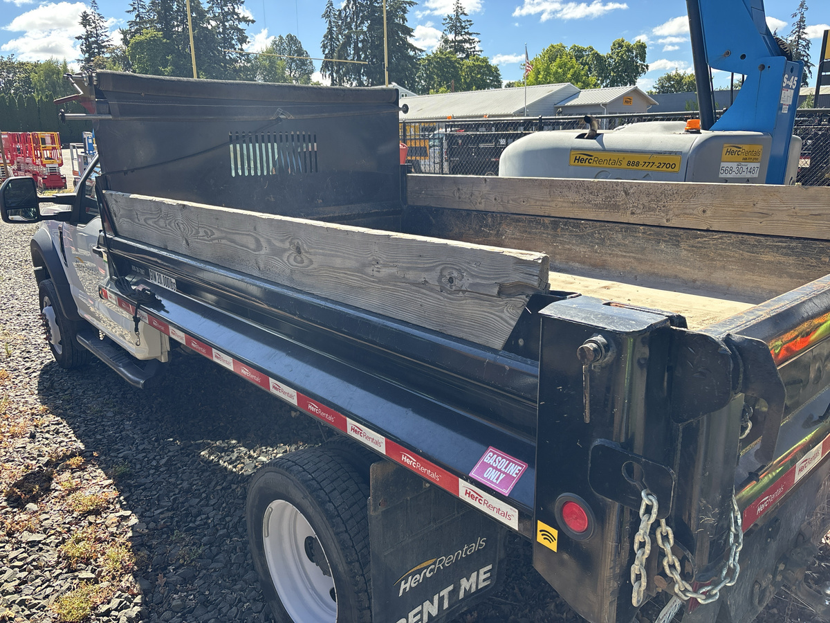 2021 Ford F550-7