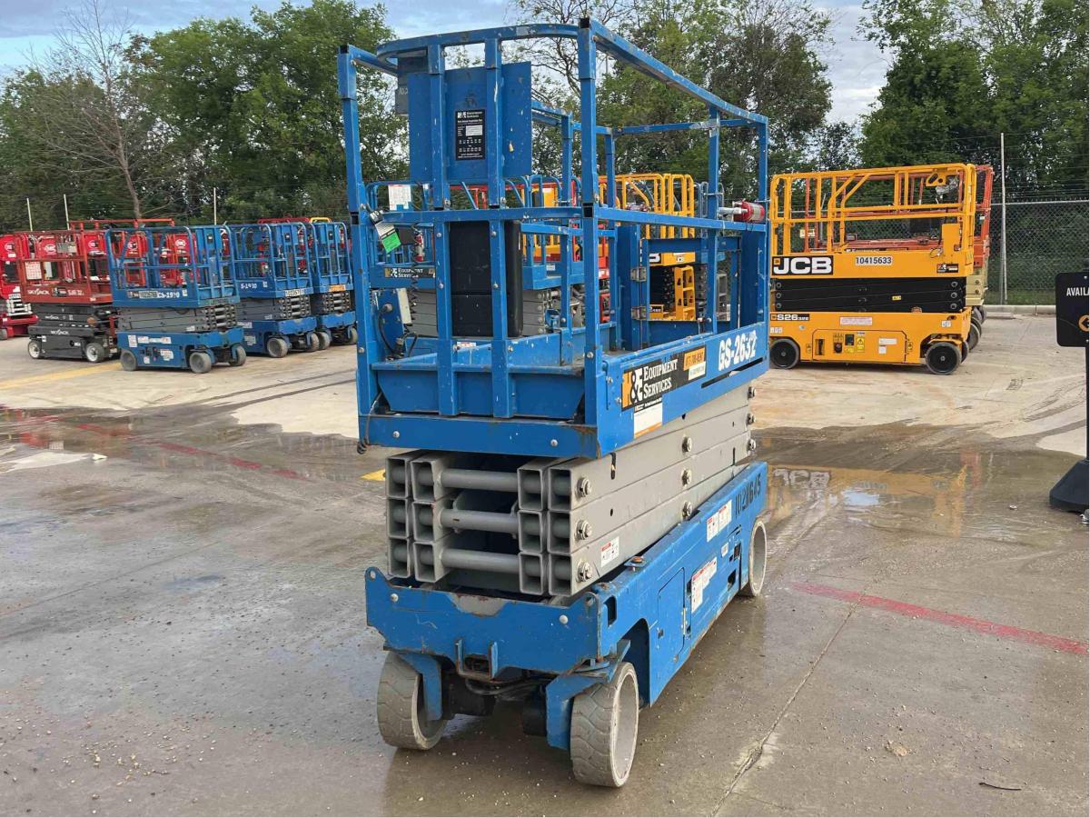 2017 Genie GS-2632