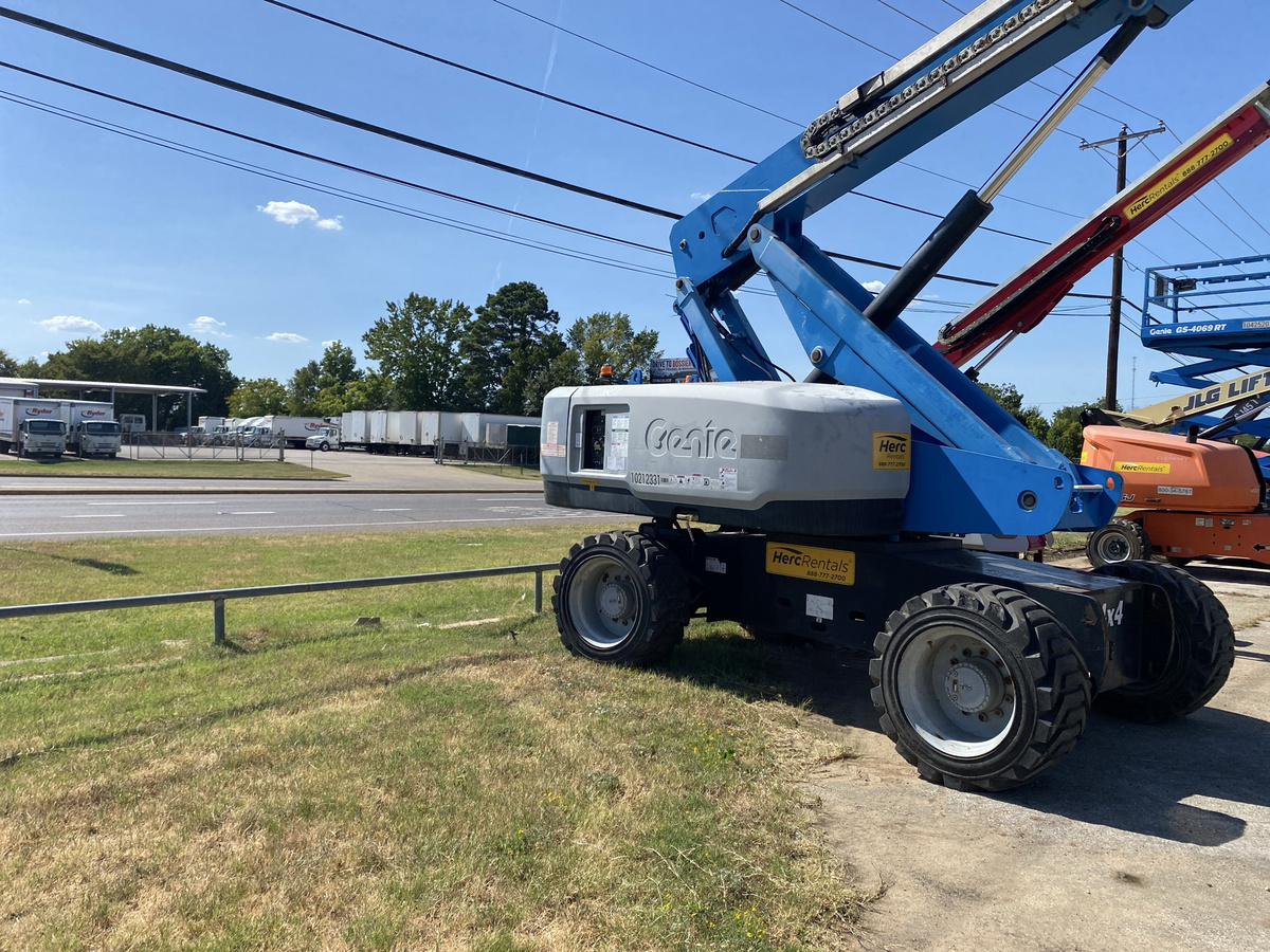 2017 Genie S-85-5