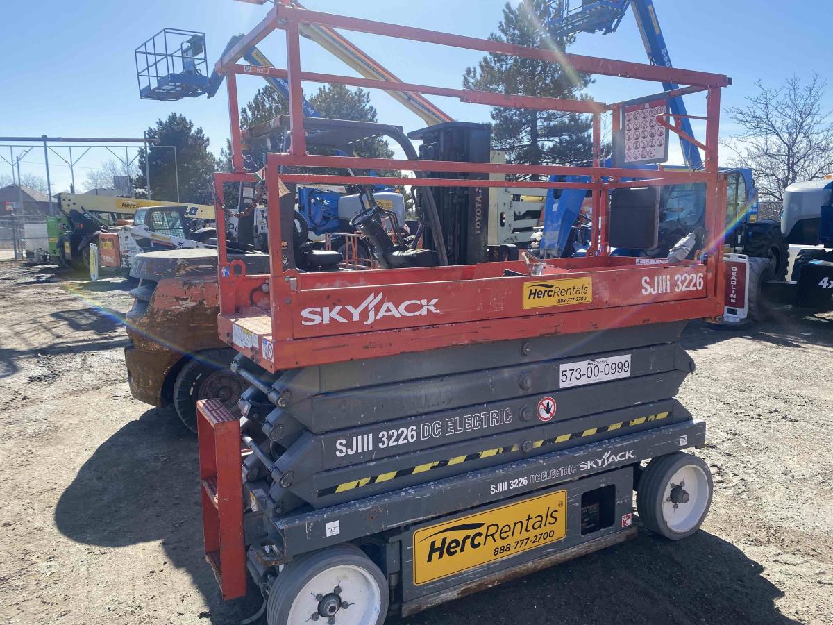 2013 Skyjack SJ3226