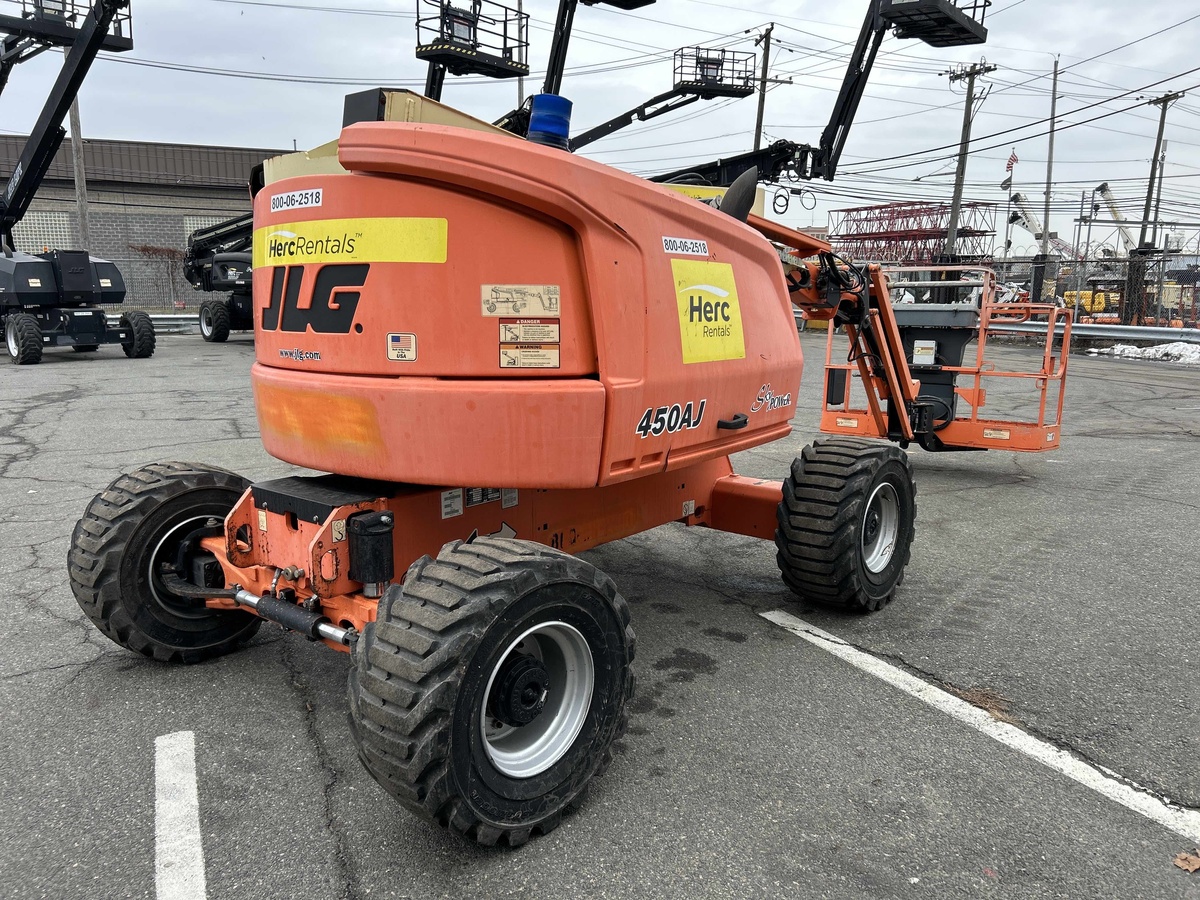 2015 JLG 450AJ-3