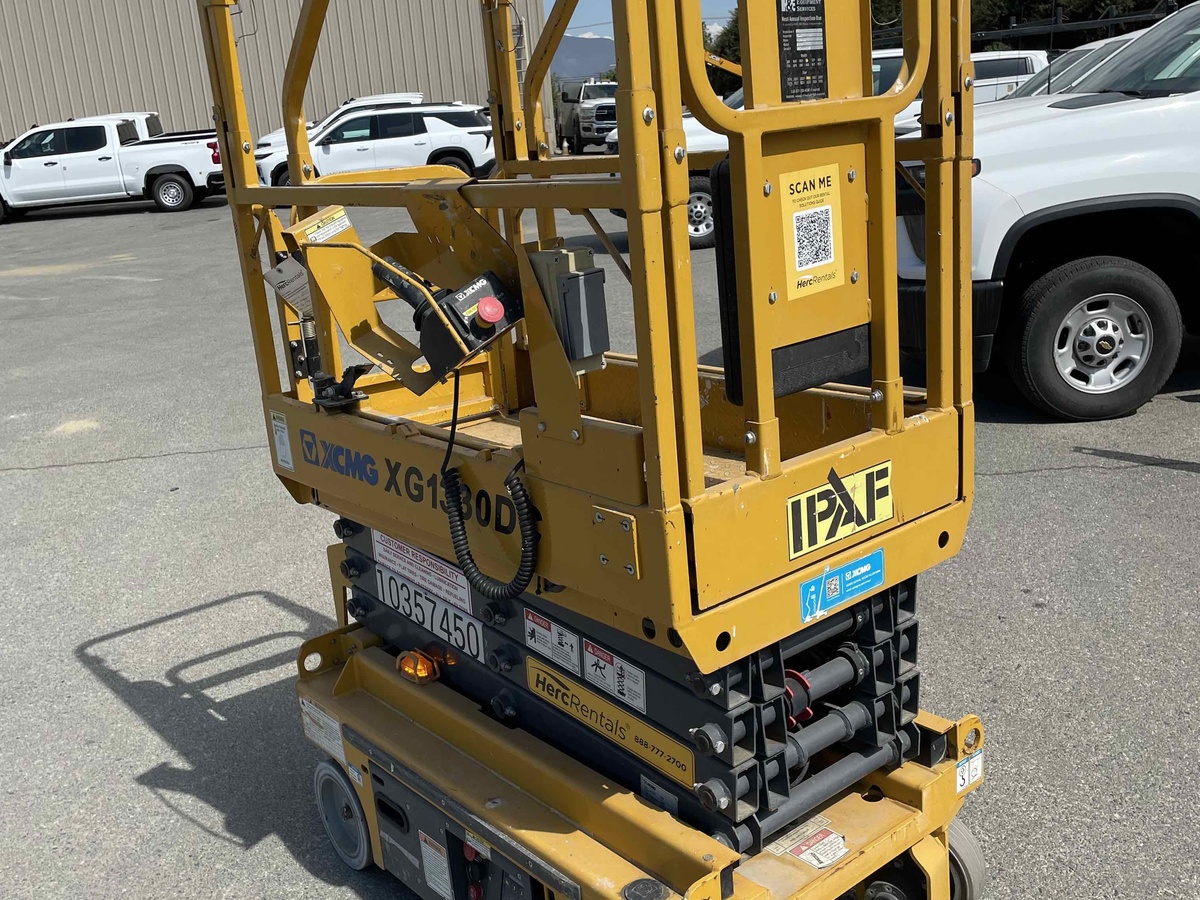 2021 XCMG XG1330DC