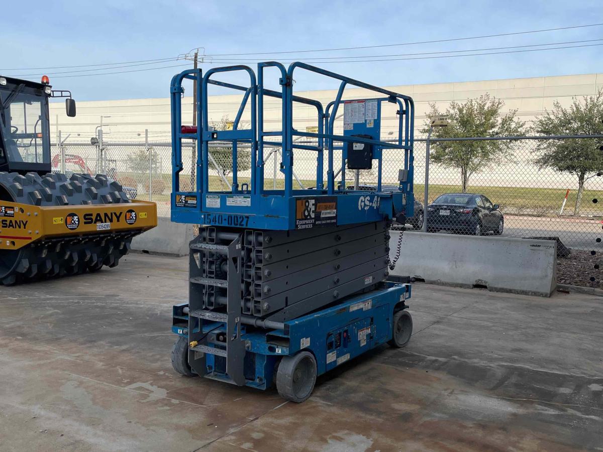 2016 Genie GS-4047
