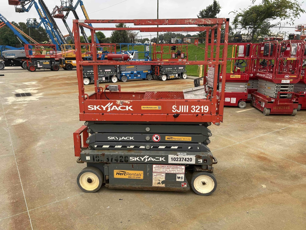 2018 Skyjack SJ3219