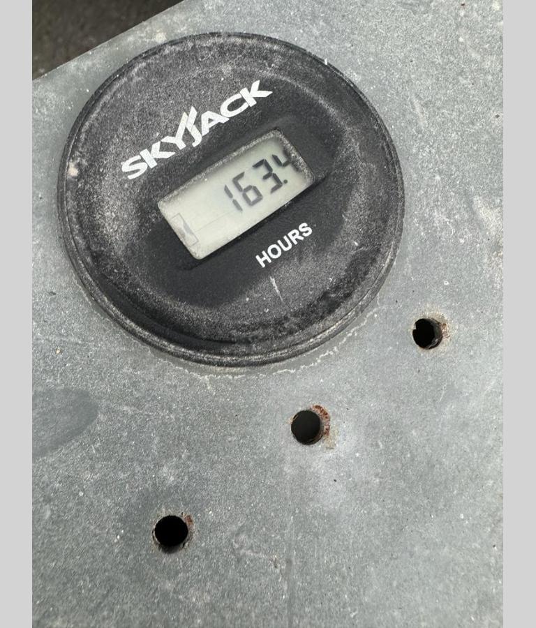 2017 Skyjack SJ3219