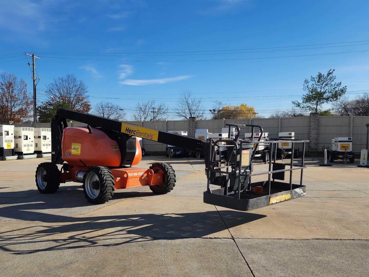 2015 JLG 600A