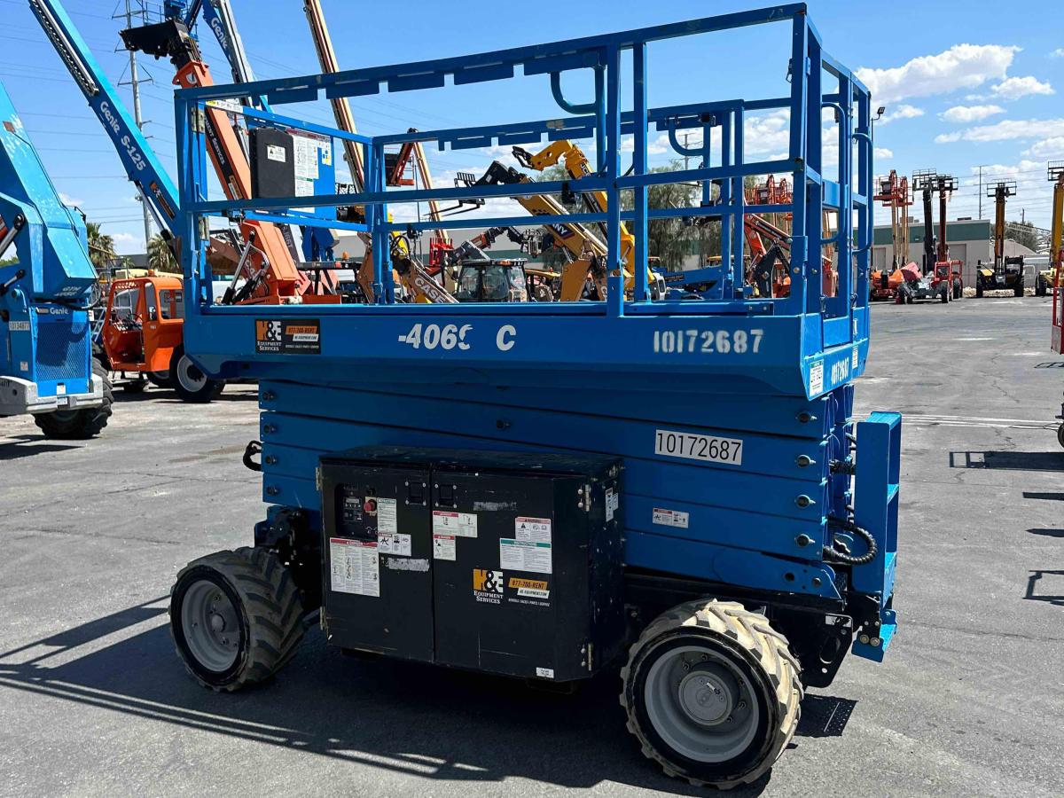 2015 Genie GS-4069 DC