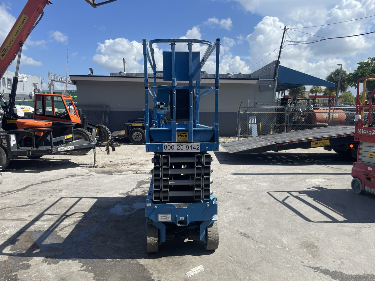 2019 Genie GS-3232-4