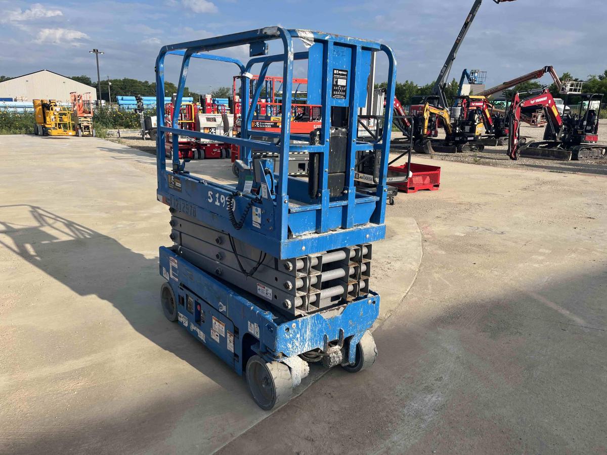 2017 Genie GS-1930-4