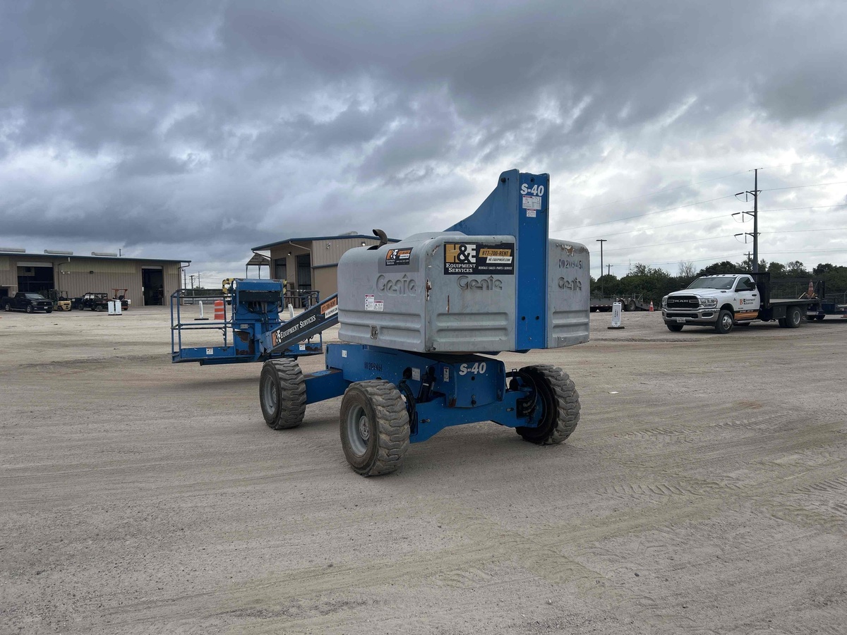 2017 Genie S-40-2