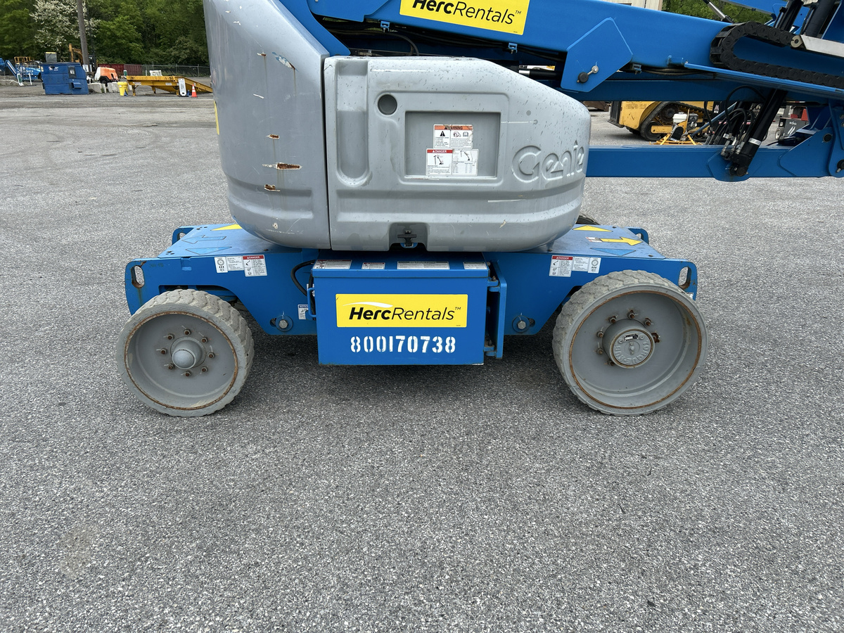 2017 Genie Z-40/23 N-12