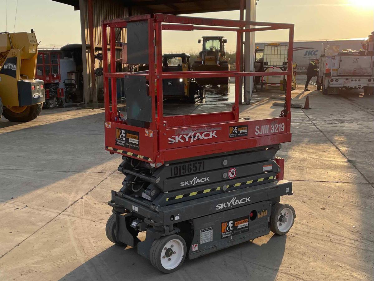 2016 Skyjack SJ3219