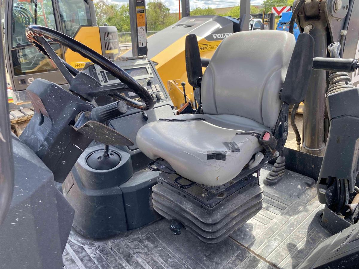 2018 John Deere 310L