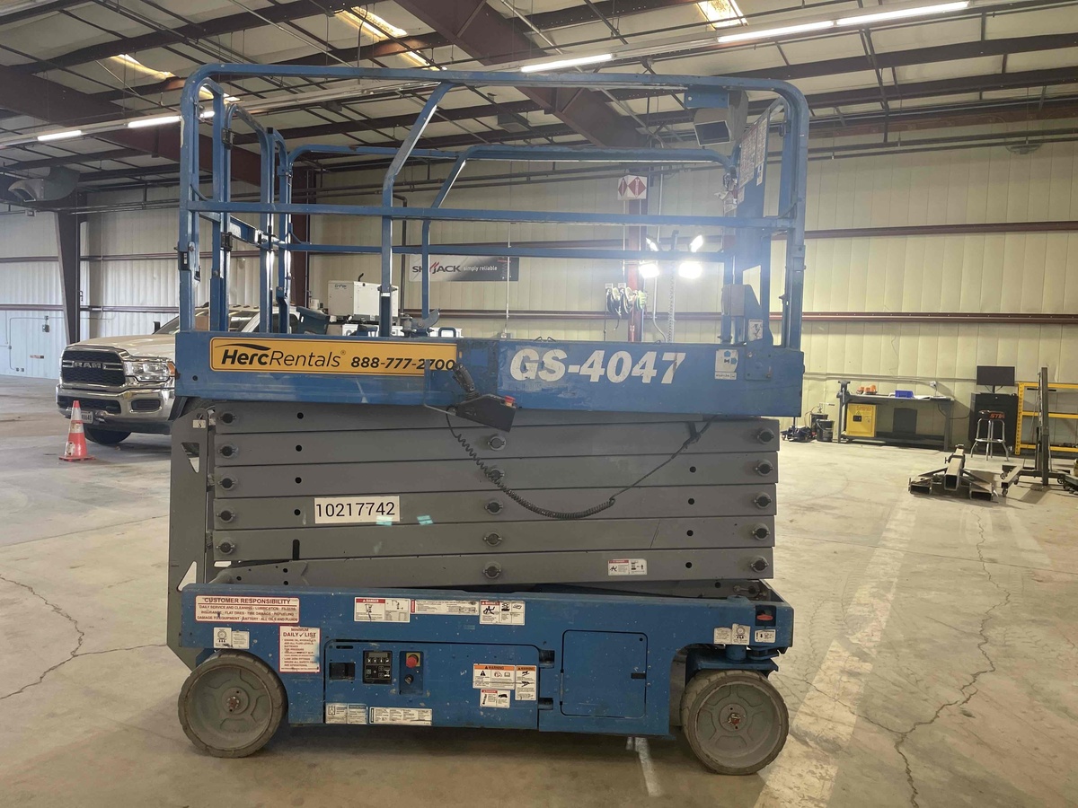 2017 Genie GS-4047-1