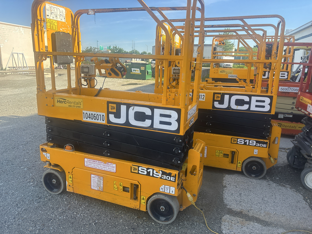 2023 JCB S1930E-2