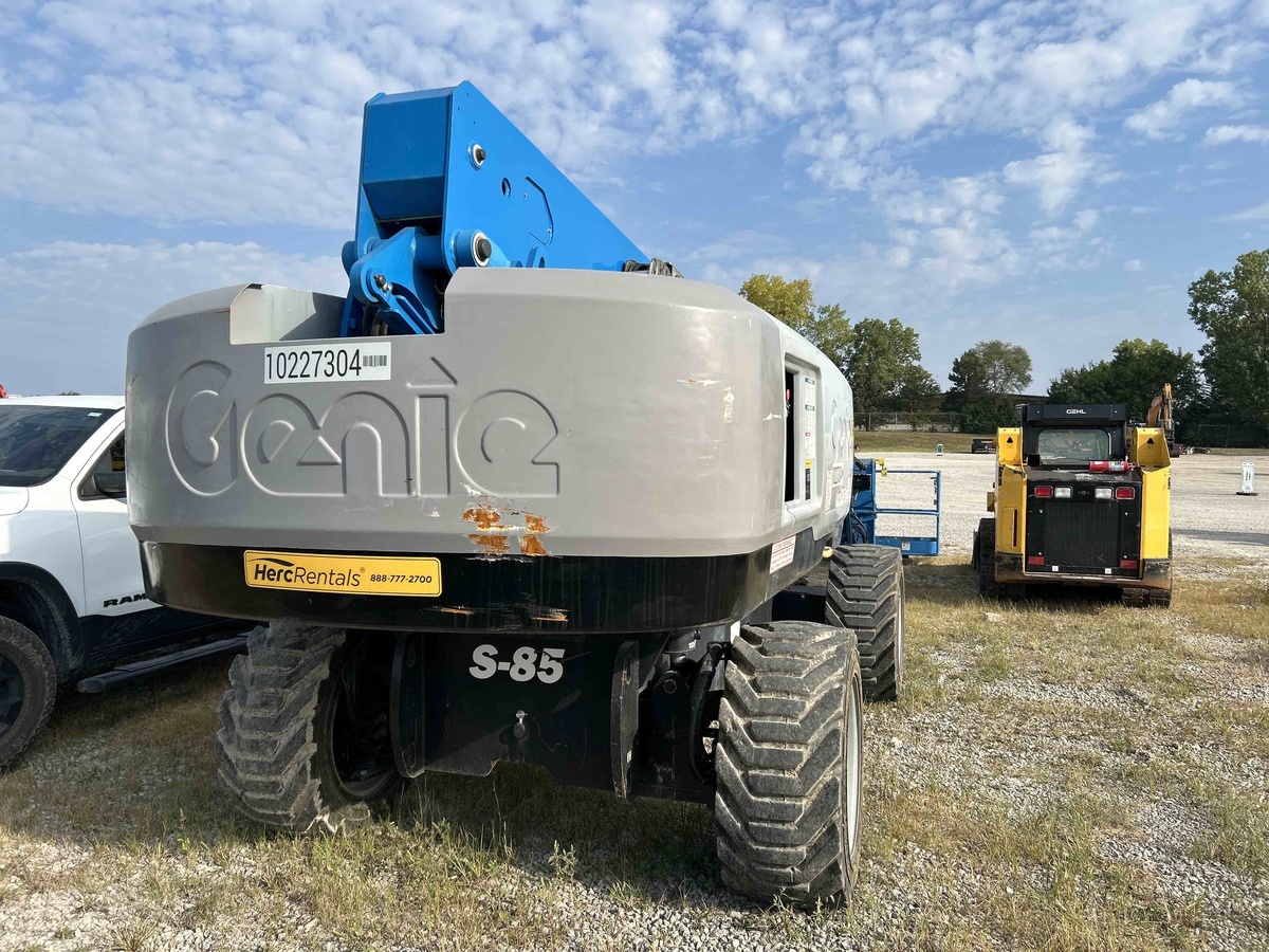 2017 Genie S-85-3